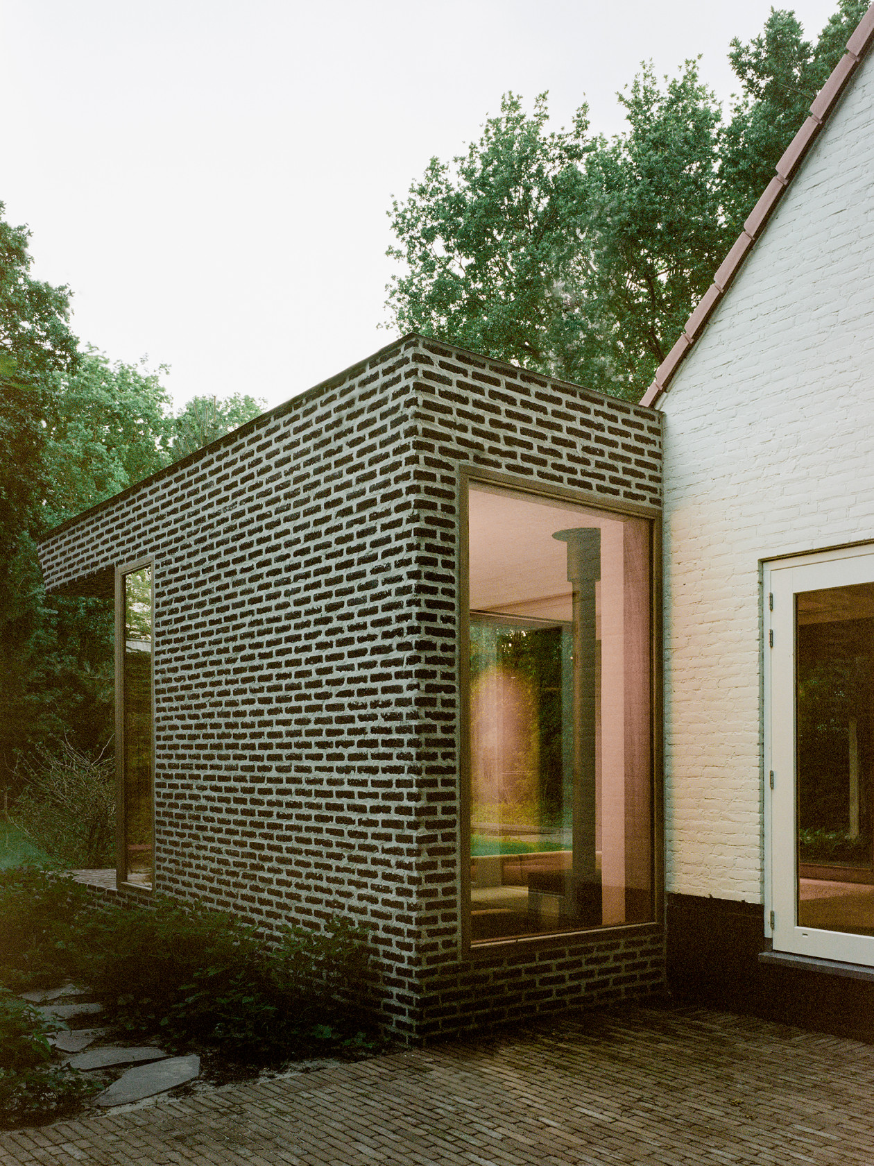 Transformatie en aanbouw met robuuste uitstraling